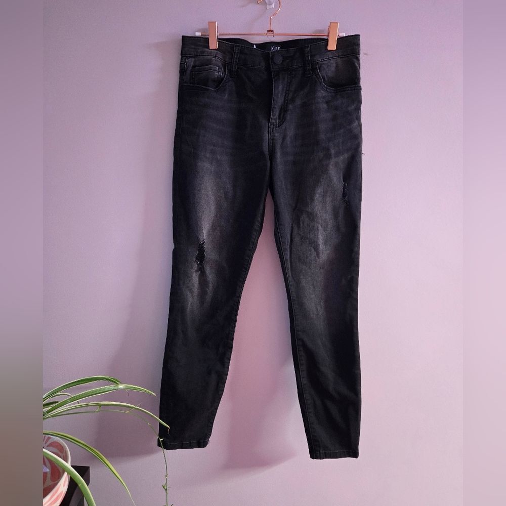 ​Kut from the Kloth Mia Toothpick Skinny Jeans – Distressed Black sz 6